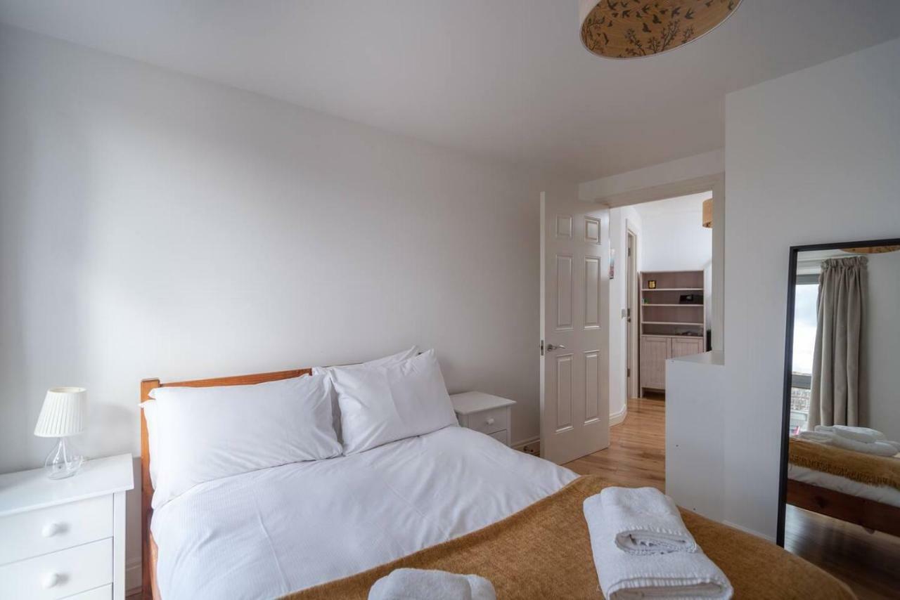 Appartement Guestready - Spacious 1 Bed For 4 Victoriapimlico Londen